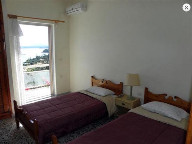 Vasiliki Seamemories Apartment Барбати Екстериор снимка