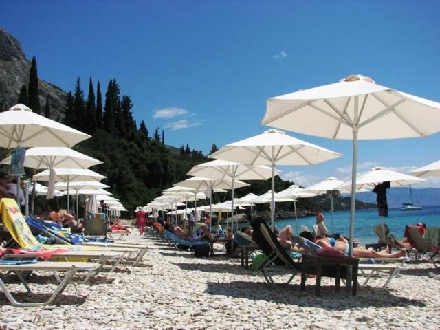 Vasiliki Seamemories Apartment Барбати Екстериор снимка